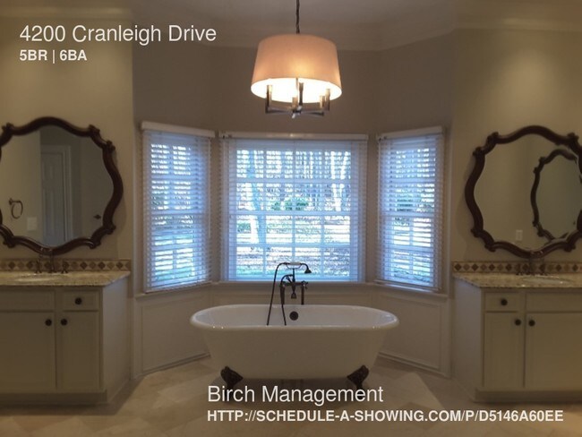 Building Photo - 4200 Cranleigh Dr
