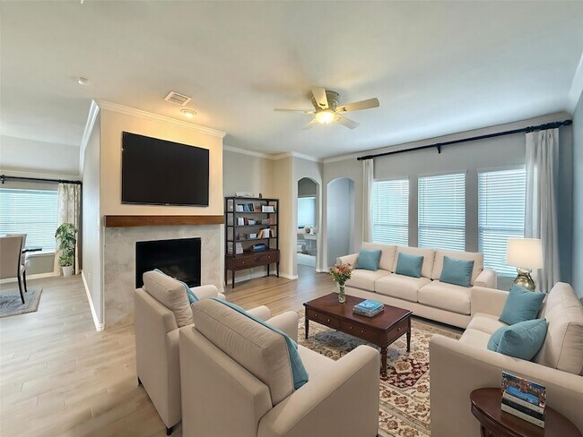 Foto del edificio - 6111 Gloucester Dr