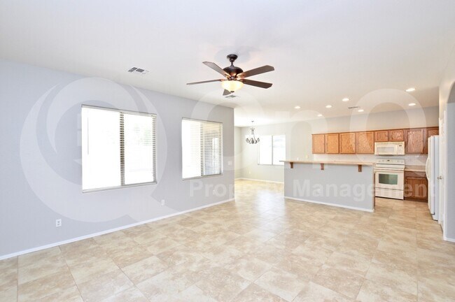 Building Photo - 2087 E Aloe Pl