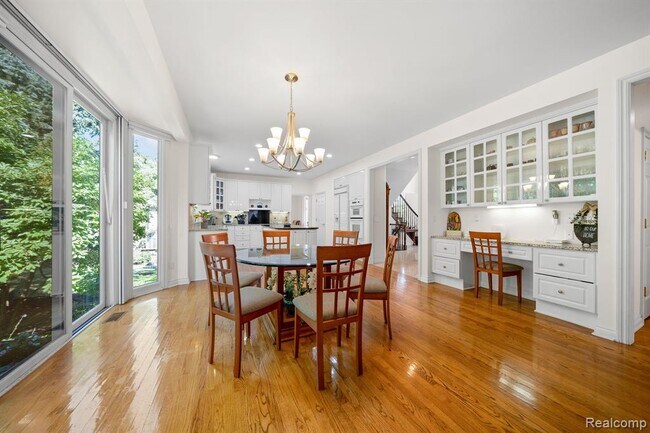 Foto del edificio - 2416 Heronwood Dr