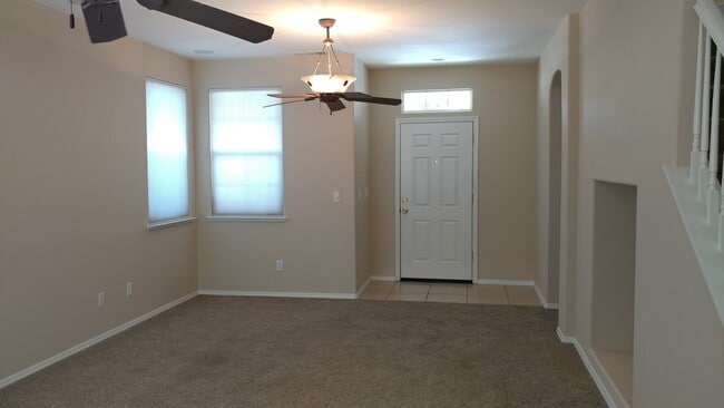 Building Photo - 2-Story home in the gated community of Eur...