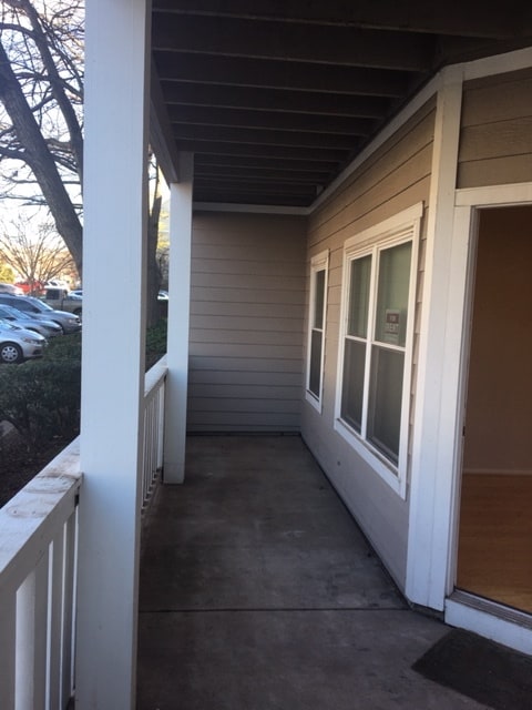 Long Balcony - 14317 Climbing Rose Way