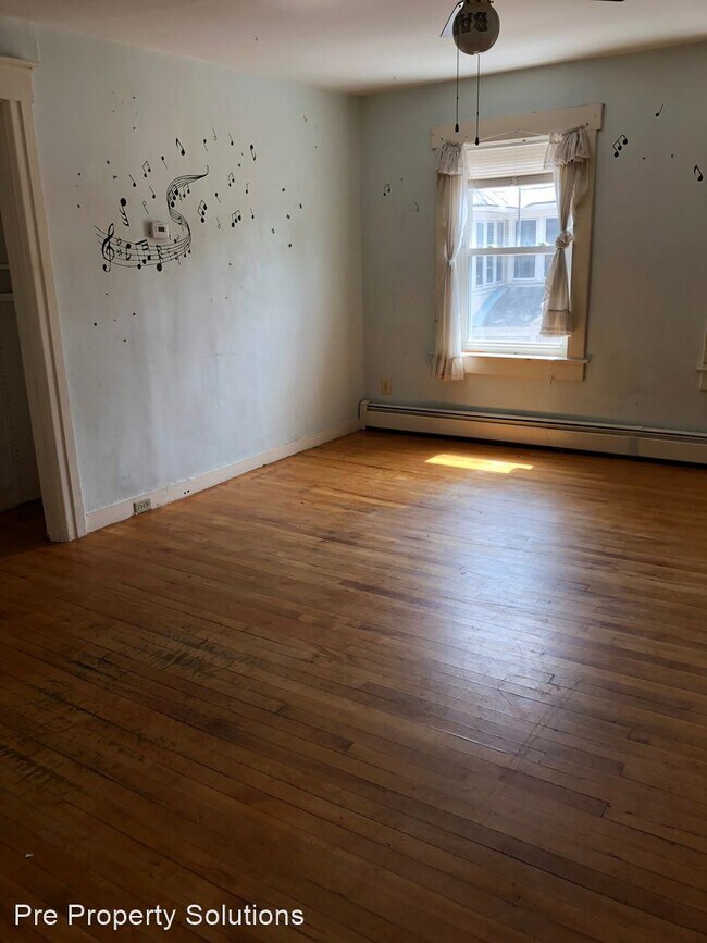 Foto del edificio - 3 br, 2 bath House - 8 Chesterfield Road
