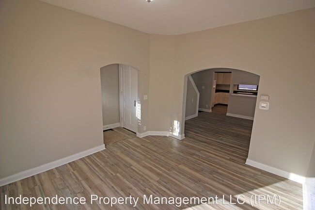 Foto del edificio - 3 br, 1 bath House - 615 Sennett Street