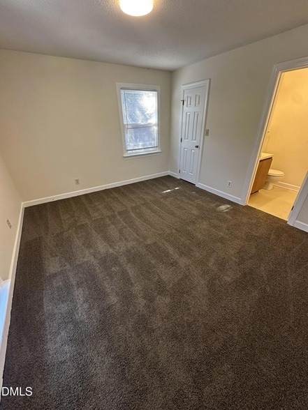 Foto del edificio - 3515 Ivy Commons Dr