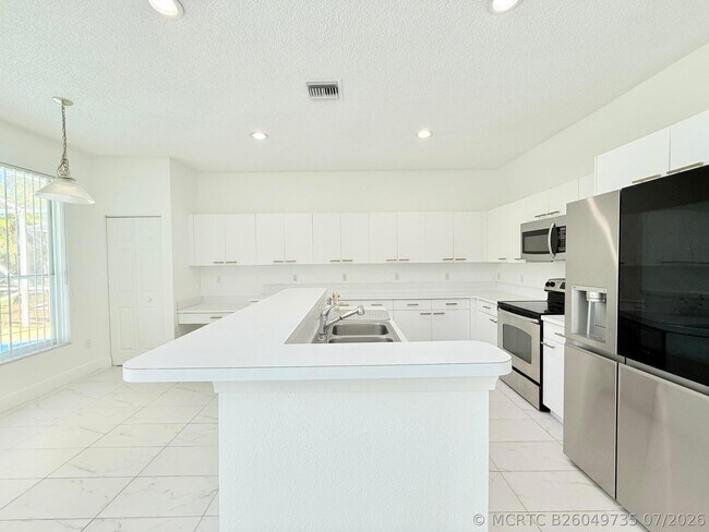 Foto del edificio - 10875 Old Bridgeport Ln