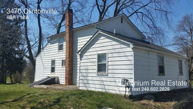 Building Photo - The 4 bedroom you have been looking for!