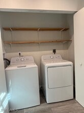 Building Photo - 4250 Rita Ln