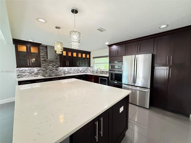 Foto del edificio - 5488 Fearnley Rd