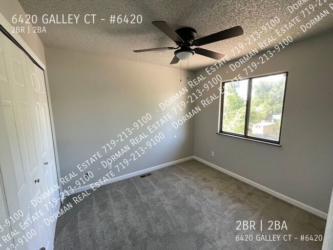 Foto del edificio - 6420 Galley Ct