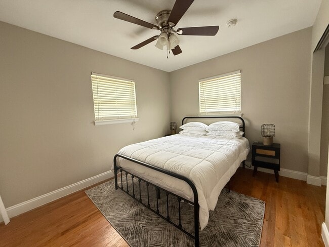 Building Photo - 3314 W Ohio Ave