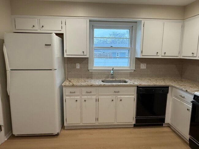 Foto del edificio - 60 Red Coach Dr