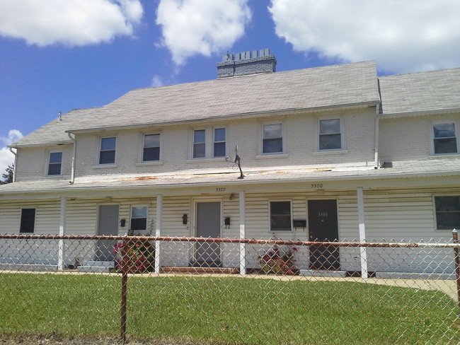 Building Photo - Keystone  Apartments