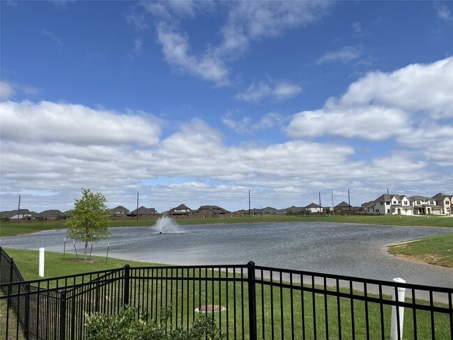 Building Photo - 2944 Cordova Hl Dr