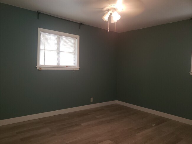 Foto del edificio - Nice 2 bedroom on Campus.