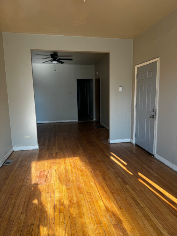 Building Photo - 1317 S Homan Ave