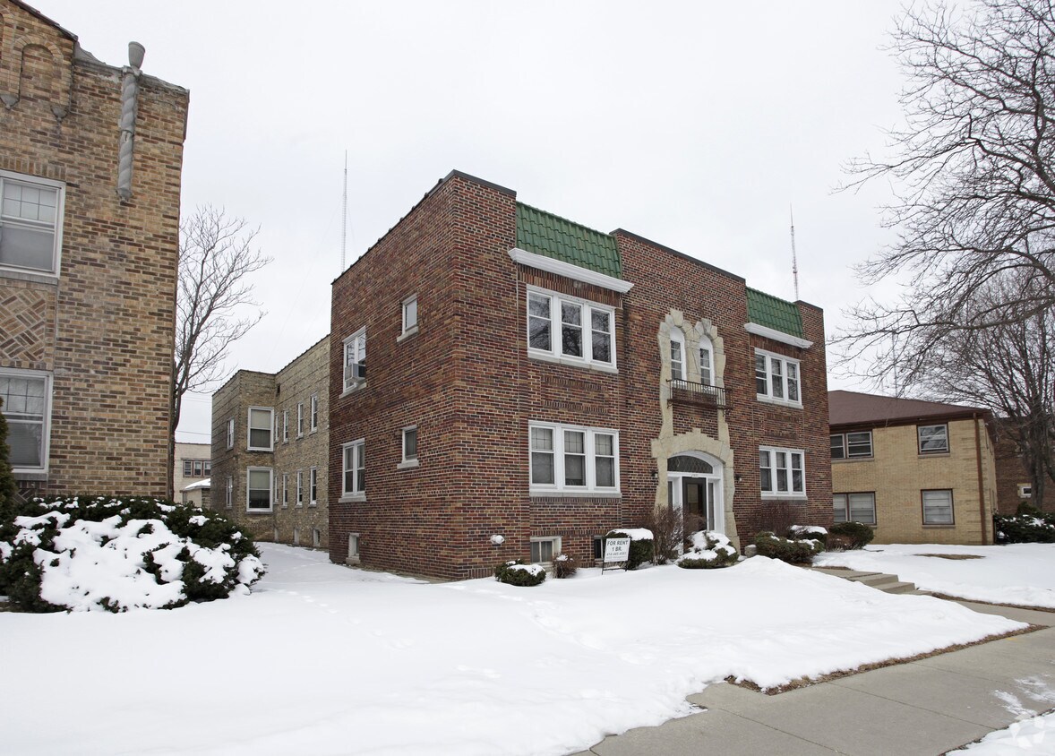 Foto del edificio - 3821 N Humboldt Blvd