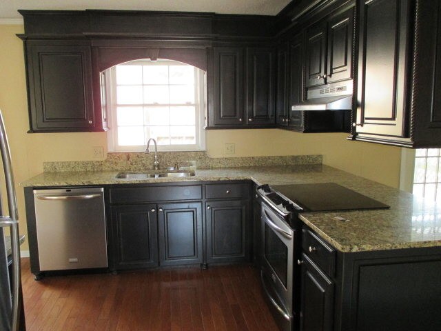 Building Photo - 2487 Drexel Dr