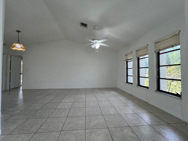 Building Photo - $1,795 ** ANNUAL ** Available 5/1/26 - Newly Renovated ** 3/2 Single Family Home (Deep Creek)