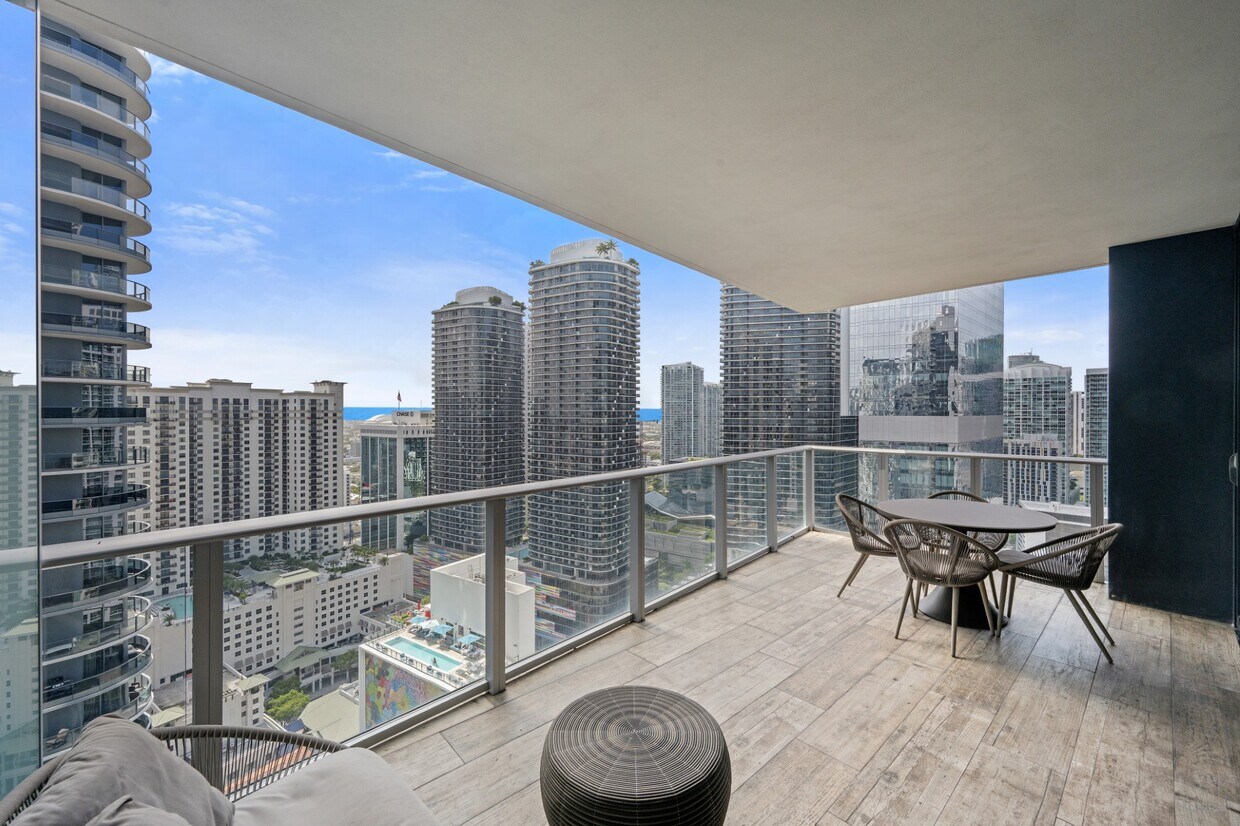 Foto principal - 1010 Brickell Ave