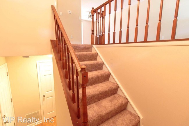 Building Photo - 6704 Centennial Dr