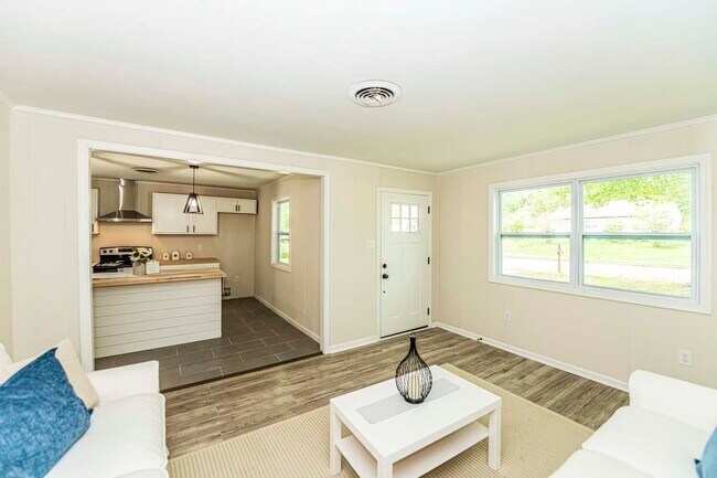 Foto del edificio - 506 Starlight Dr