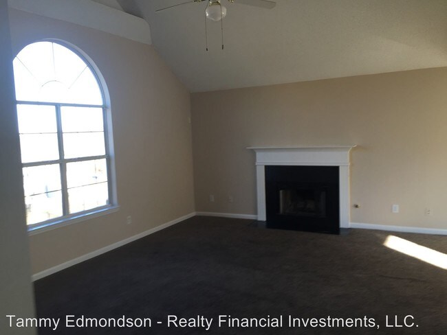 Building Photo - 3896 English Valley Dr