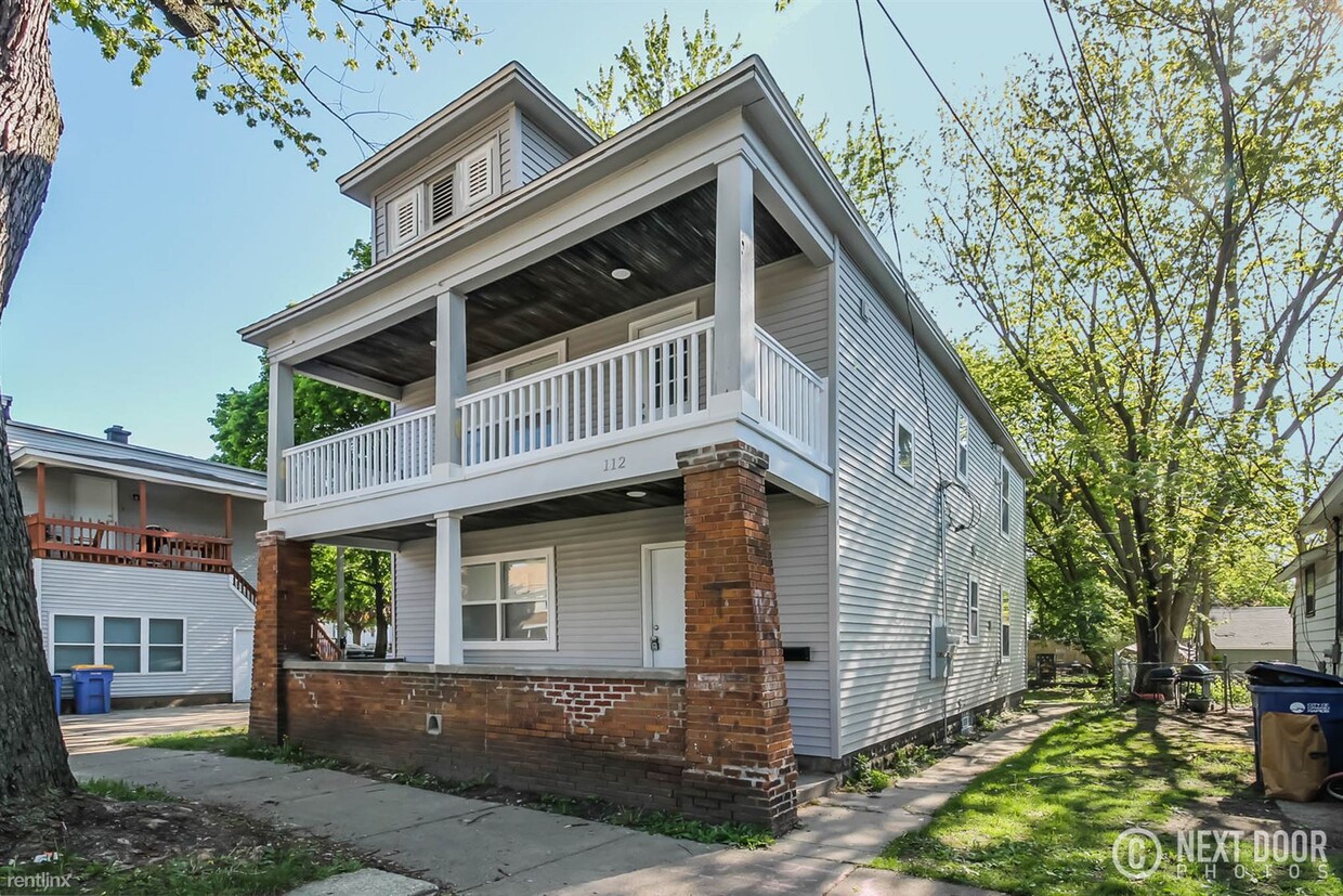 Foto principal - 2 br, 1 bath Duplex - 112 Gunnison Ave SW ...