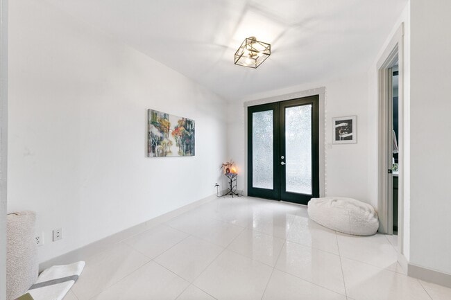 Foto del edificio - 1807 Dart St