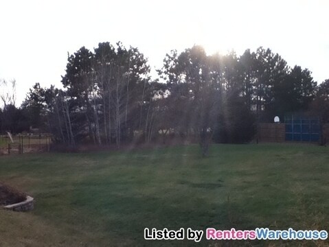 Building Photo - 2710 Lilac Ct