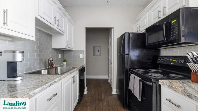 Building Photo - 100 Crossing Blvd