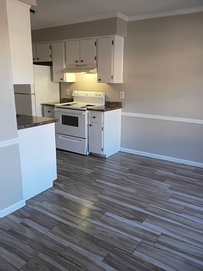 Foto del edificio - MOVE IN READY