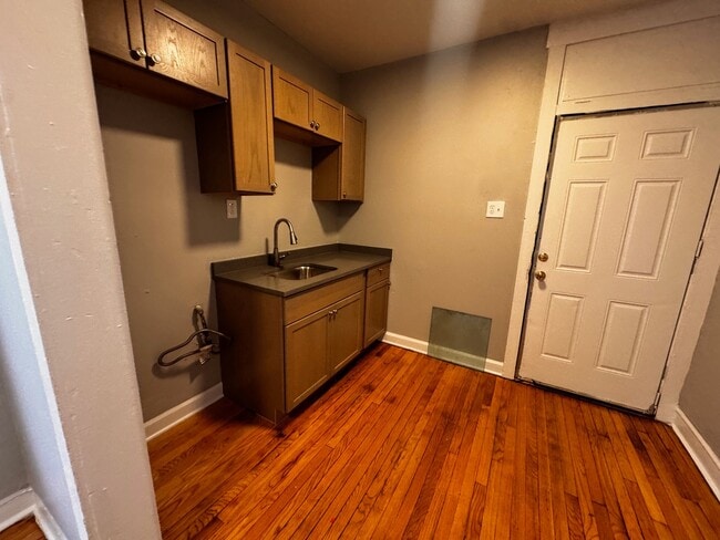 Foto del edificio - 3723-3729 W Grand Ave