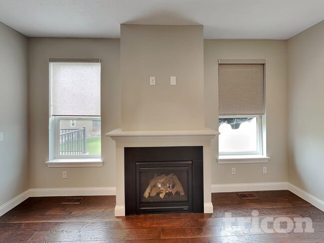 Building Photo - 14361 Parkside Ct NW