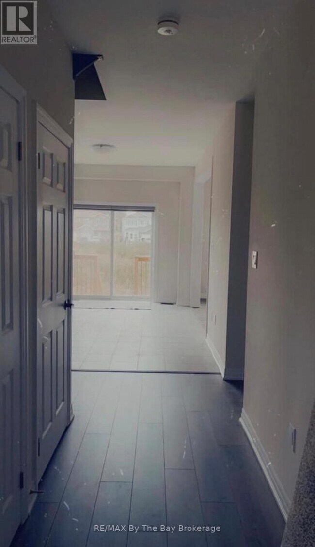 Photo du bâtiment - 239 Warden St