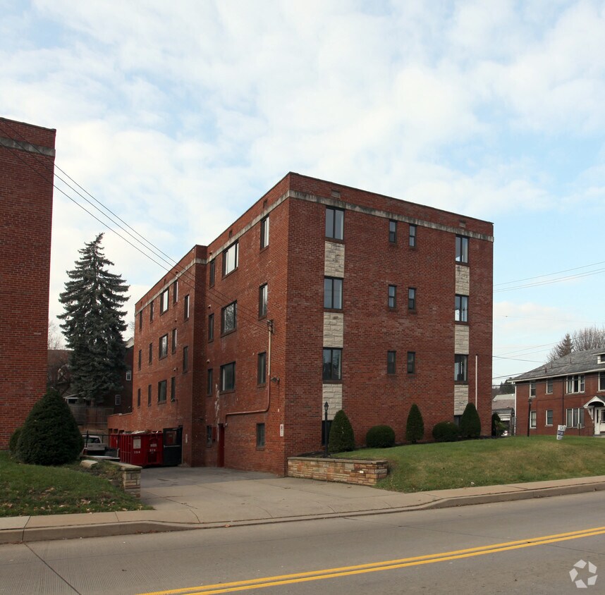 Foto del edificio - 1465 Mcfarland Rd
