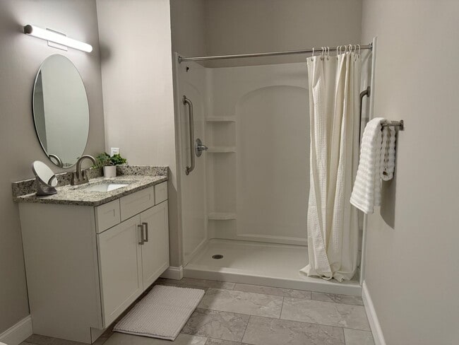 Interior Photo - The Meridian