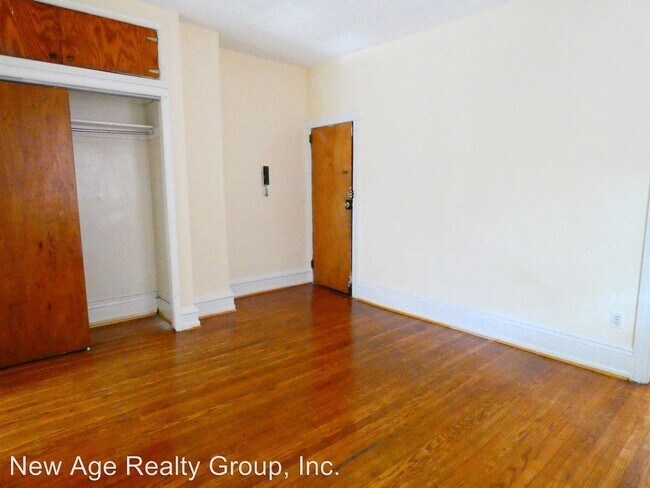 Building Photo - 4612 Baltimore Ave
