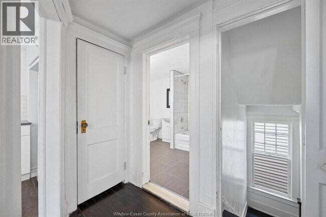 Photo du bâtiment - 835 Moy Ave