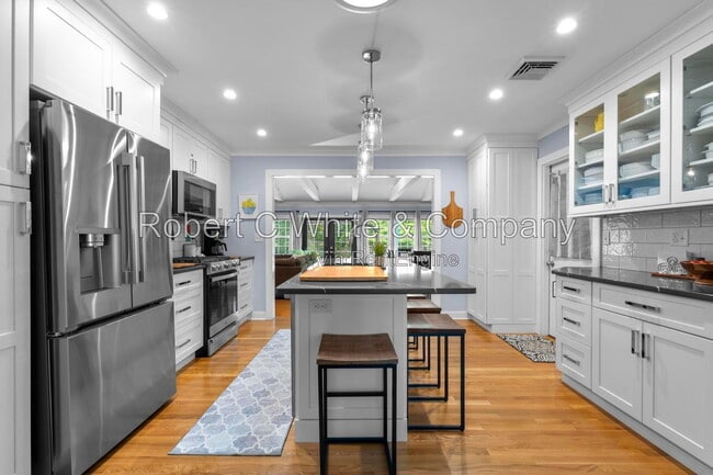 Foto del edificio - 24 Topstone Dr