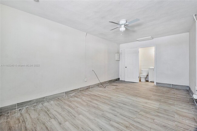 Building Photo - 12101 Everglades St