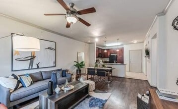 Building Photo - 9757 Pine Lake Dr