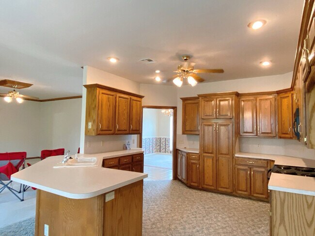 Foto del edificio - 1313 SW 121st St