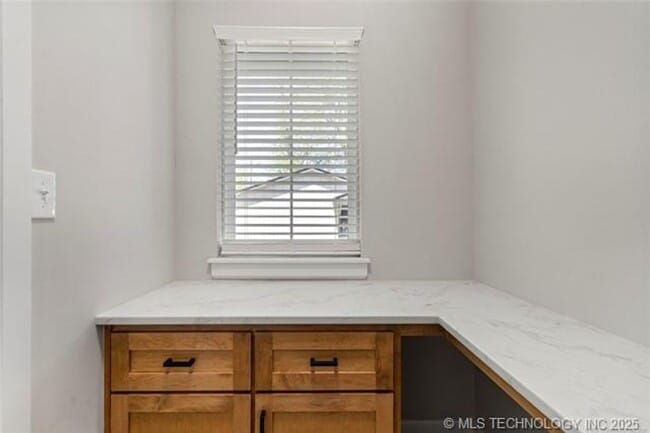 Building Photo - 28801 E 141st St S