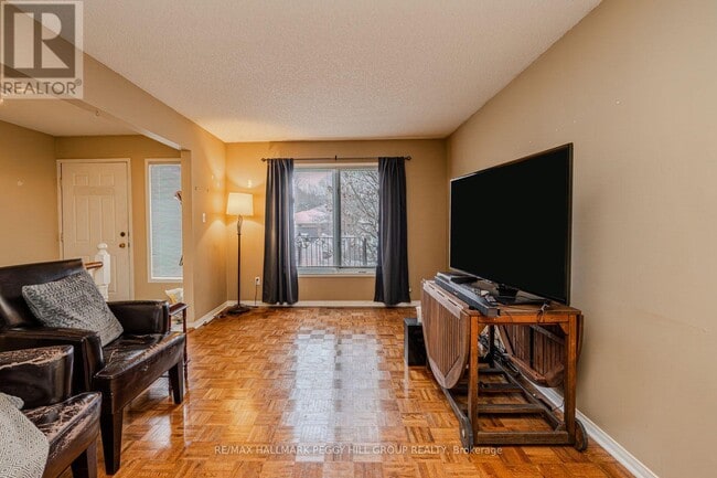 Photo du bâtiment - 1974 Craig Rd