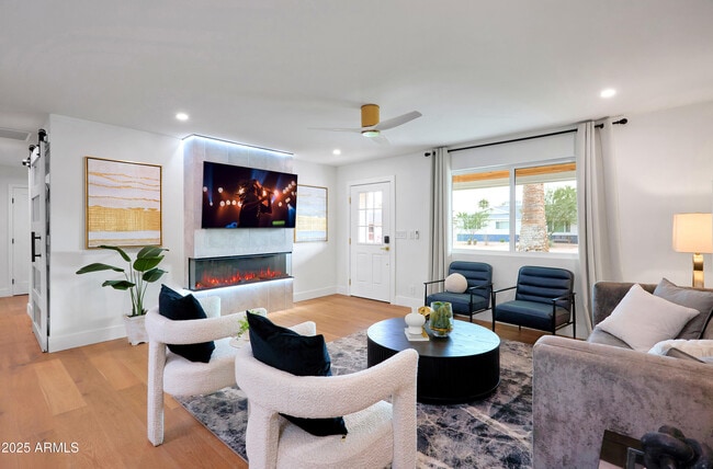 Foto del edificio - 7320 E Latham St