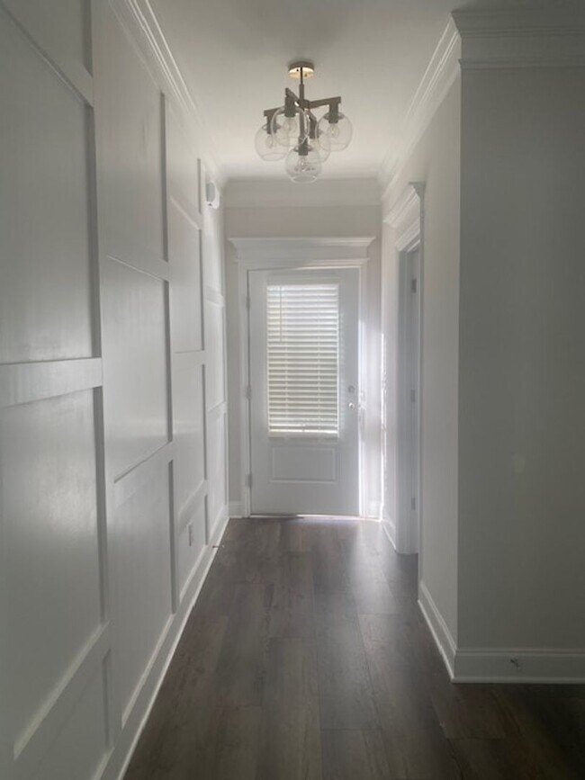 Building Photo - 370 Sumac Trail - Canton Park