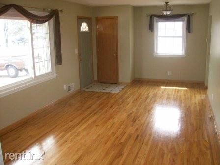 Foto del edificio - 10522 Madison St NE