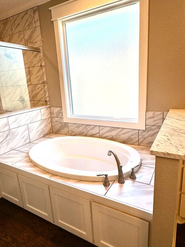 Foto del edificio - Beautiful 3/2 in Lakeland Meadows!