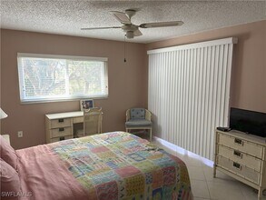 Building Photo - 5419 Rattlesnake Hammock Rd